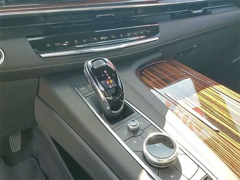 Certified 2024 Cadillac Escalade Premium Luxury image 26