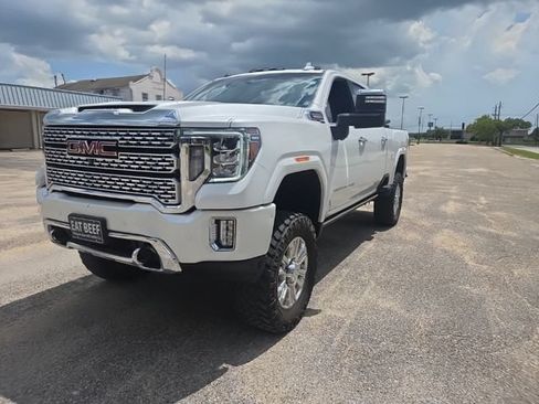 Used 2022 GMC Sierra 2500 Denali w/ Denali Ultimate Package AWD/4WD image 3