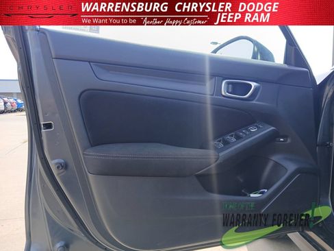 Used 2025 Honda Civic Sport image 12