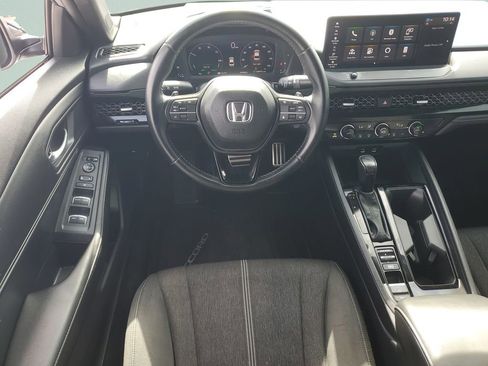 Used 2024 Honda Accord Sport image 11