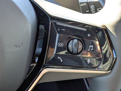 Used 2025 BMW X3 xDrive30i w/ Convenience Package image 27