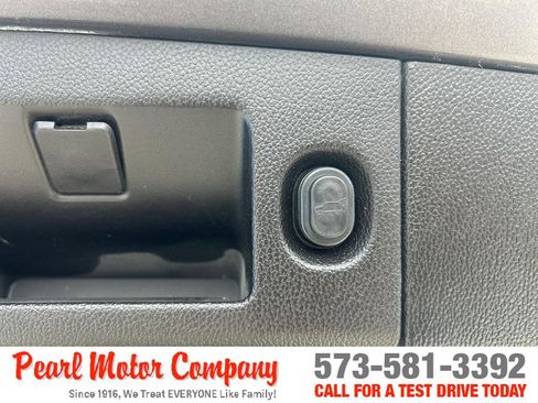 Used 2017 Chevrolet Tahoe LT image 26