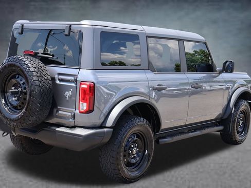 Used 2022 Ford Bronco Black Diamond AWD/4WD image 3
