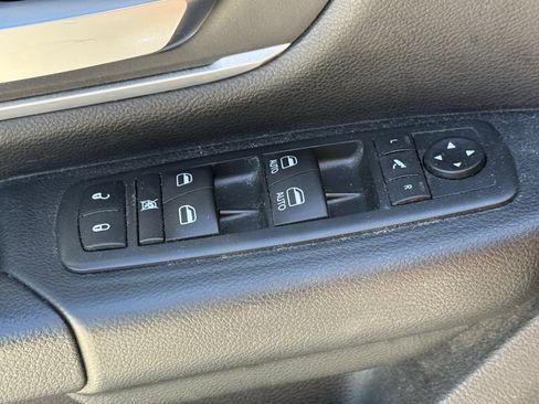 Used 2020 RAM 1500 Lone Star image 26