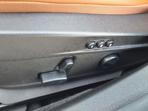 Used 2022 Alfa Romeo Giulia Ti image 22