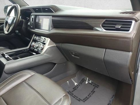 Used 2023 GMC Yukon Denali image 25