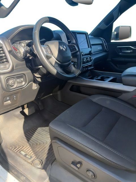 Used 2019 RAM 1500 Big Horn AWD/4WD image 8