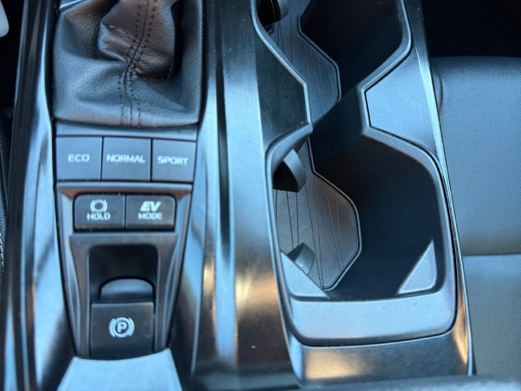Certified 2025 Toyota Camry SE FWD image 38