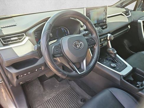 Used 2021 Toyota RAV4 XSE AWD/4WD image 13