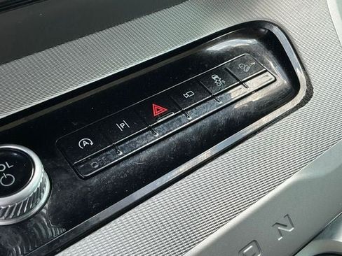 Used 2025 Ford Expedition Max Active AWD/4WD image 32