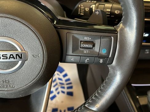 Used 2021 Nissan Rogue Platinum image 10