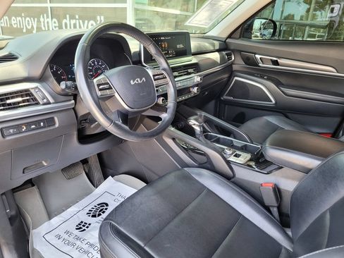 Used 2022 Kia Telluride LX AWD/4WD image 11