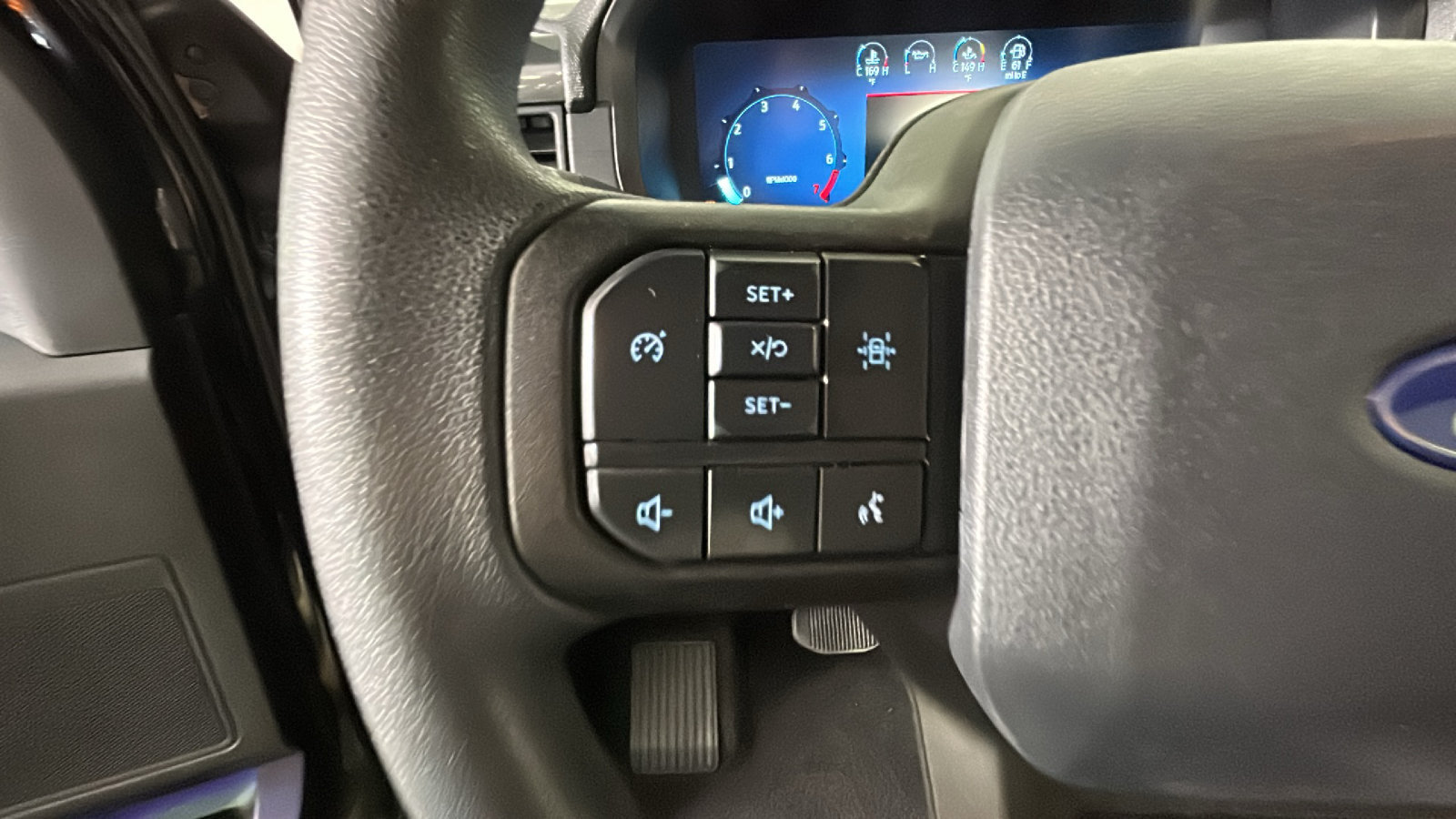 Used 2024 Ford F150 STX AWD/4WD image 18