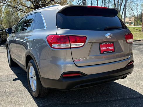 Used 2017 Kia Sorento LX FWD image 7
