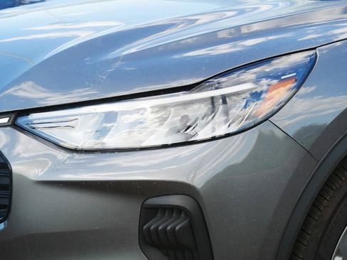 Used 2025 Ford Escape ST-Line AWD/4WD image 10