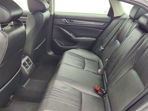 Used 2019 Honda Accord Touring image 20