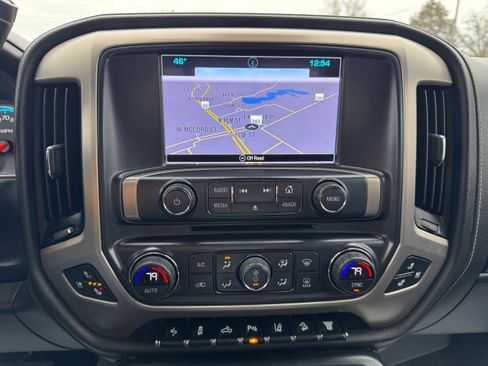 Used 2019 GMC Sierra 2500 Denali w/ Duramax Plus Package AWD/4WD image 21