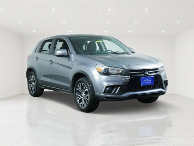 Used 2018 Mitsubishi Outlander Sport ES FWD image 1