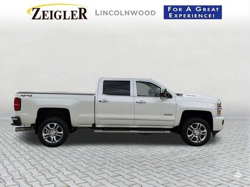 Used 2019 Chevrolet Silverado 2500 High Country w/ Duramax Plus Package AWD/4WD image 7
