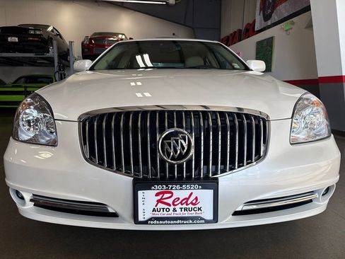 Used 2011 Buick Lucerne CXL image 31