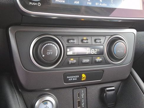 Used 2022 Nissan Leaf S Plus image 15