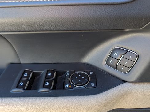 Used 2024 Ford Expedition Max Limited image 20