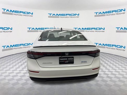 Used 2023 Honda Accord Sport image 4