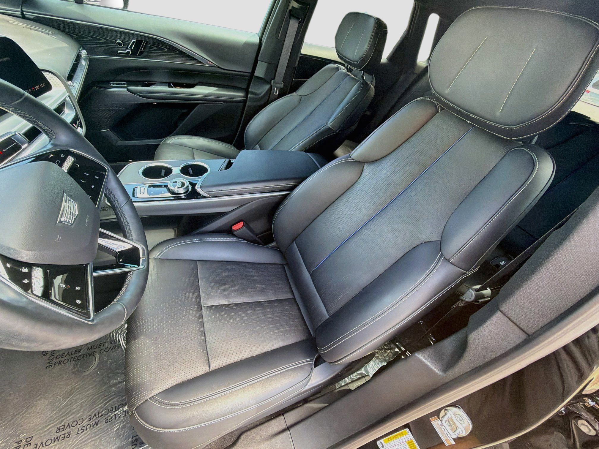Certified 2024 Cadillac Lyriq Sport RWD image 21