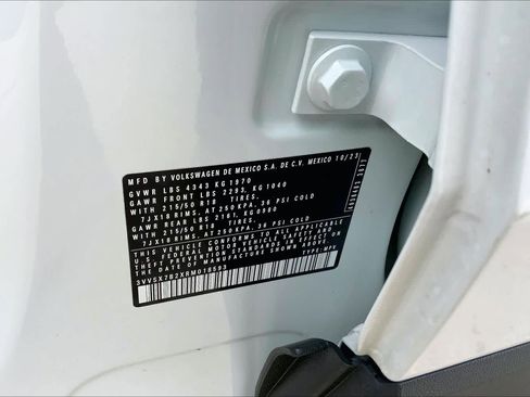 Used 2024 Volkswagen Taos SE FWD image 34