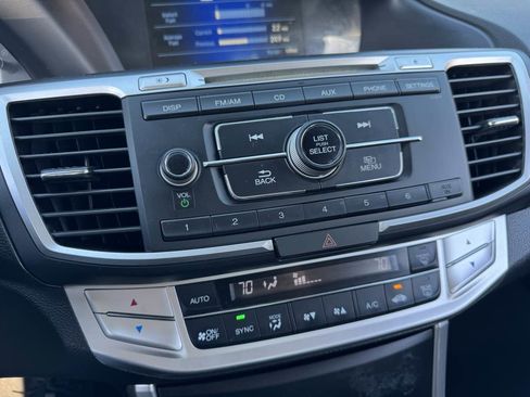 Used 2013 Honda Accord LX image 25