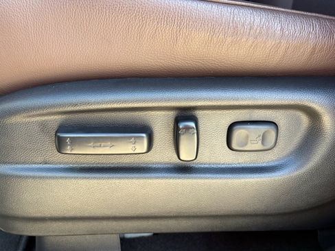 Certified 2025 Honda Passport EX-L image 27