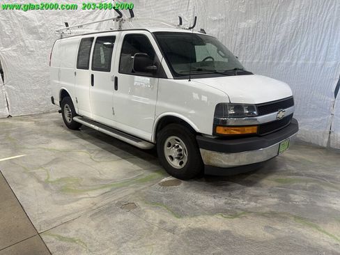 Used 2019 Chevrolet Express 2500 w/ Driver Convenience Package RWD image 2