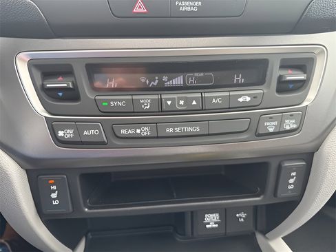 Used 2019 Honda Ridgeline RTL image 26