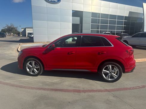 Used 2023 Audi Q3 2.0T Premium Plus w/ Premium Plus Package AWD/4WD image 8