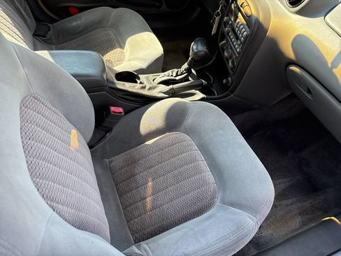 Used 2003 Pontiac Grand Am GT image 14