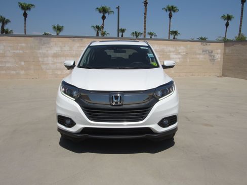 Used 2019 Honda HR-V EX image 3