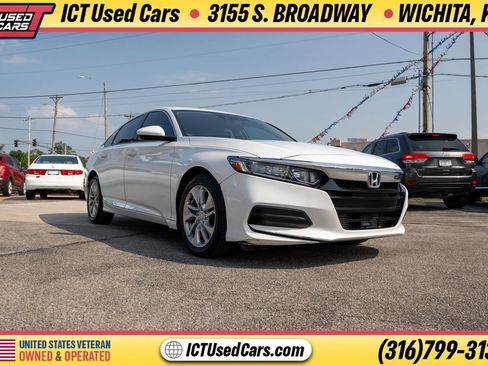 Used 2018 Honda Accord LX image 8