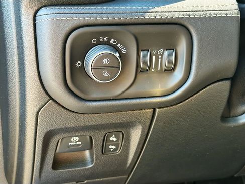 Used 2021 RAM 1500 Limited w/ Night Edition AWD/4WD image 8