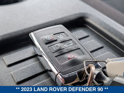 Used 2023 Land Rover Defender 90 X AWD/4WD image 35