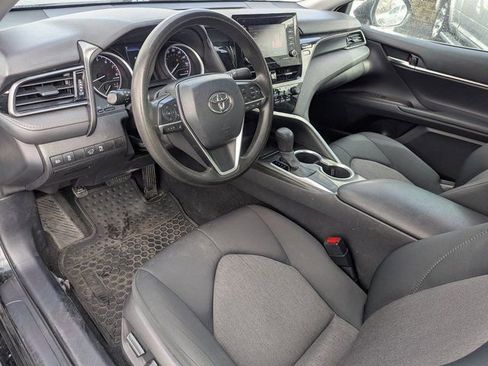 Used 2021 Toyota Camry LE image 22