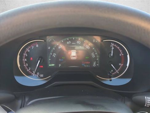 Used 2024 Toyota RAV4 XLE FWD image 19