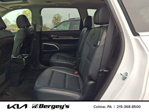 Certified 2025 Kia Telluride S FWD image 12
