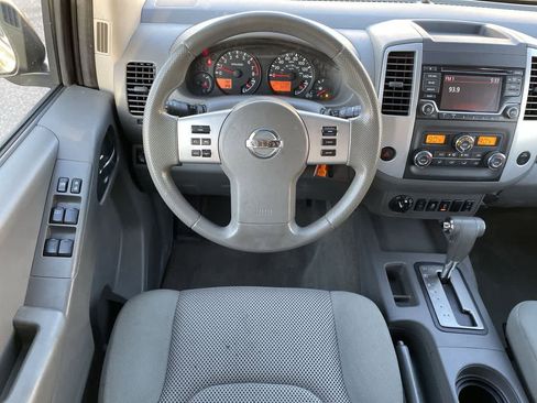 Used 2015 Nissan Frontier SV w/ SV Value Truck Package image 11