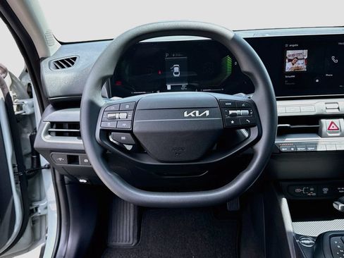 Used 2026 Kia K4 FWD image 14