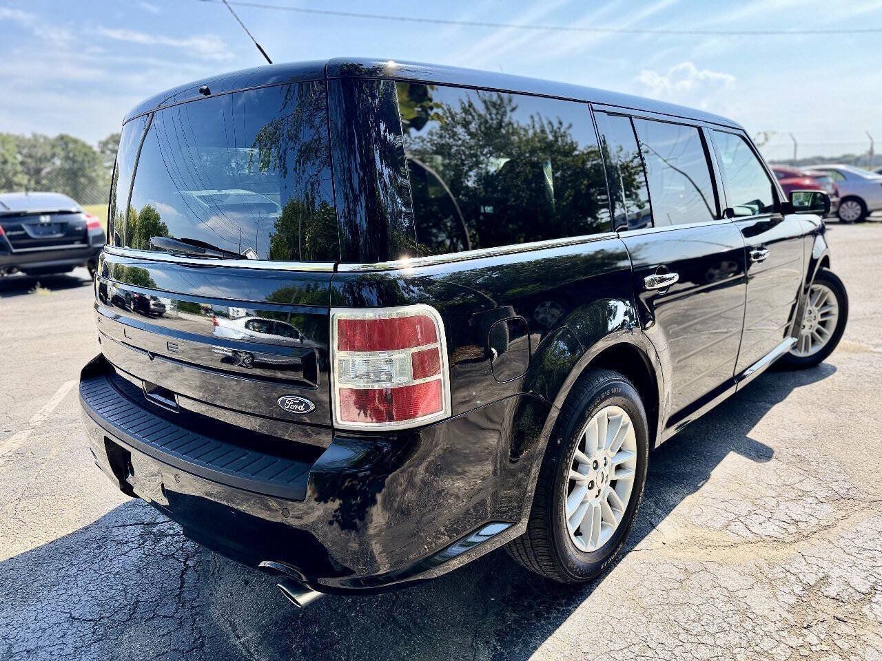 Used 2018 Ford Flex SEL w/ Equipment Group 202A FWD image 3