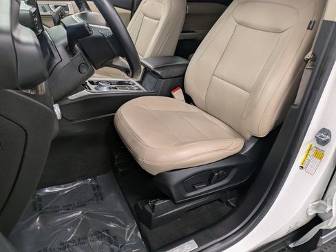 Used 2022 Ford Explorer Limited w/ Equipment Group 301A image 10