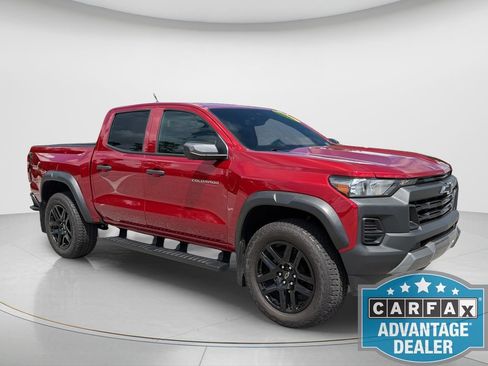 Used 2025 Chevrolet Colorado Trail Boss AWD/4WD image 7