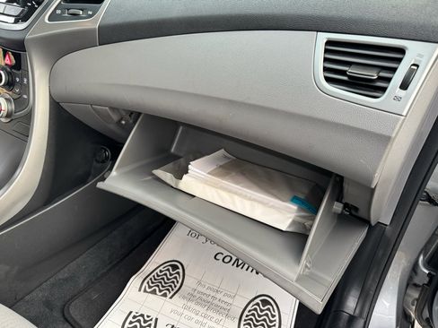 Used 2015 Hyundai Elantra SE w/ Option Group 02 image 27