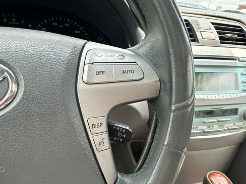 Used 2009 Toyota Camry XLE FWD image 22