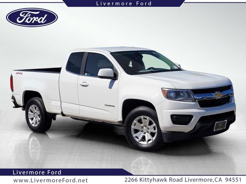 Used 2020 Chevrolet Colorado LT w/ Safety Package image 1